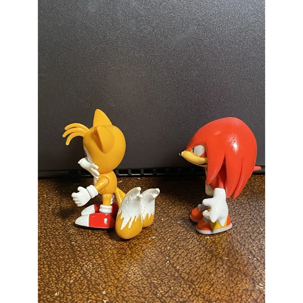 Sega TOMY Sonic The Hedgehog loose Action Figures Knuckles & Tails 2